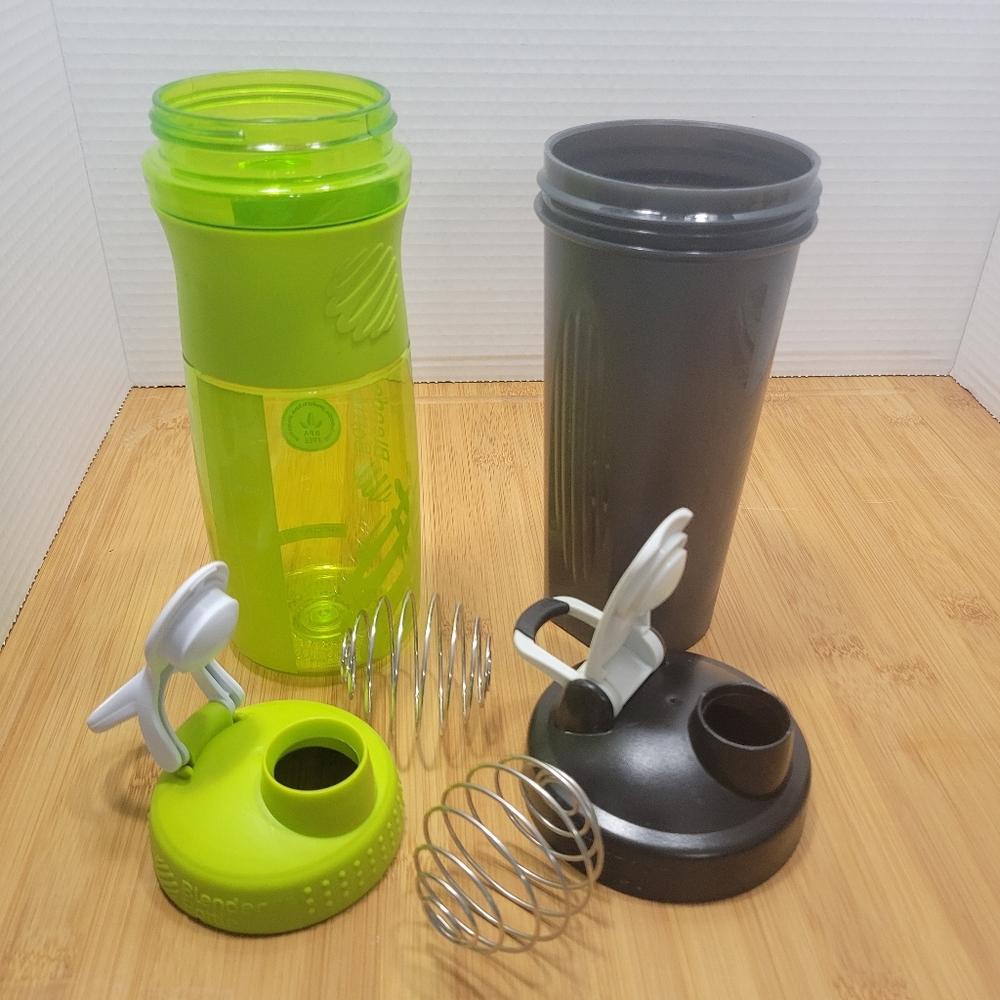 Pair of 2 Blender Bottles with shaker ball, Classic 28 oz and Sports Bottle 26oz